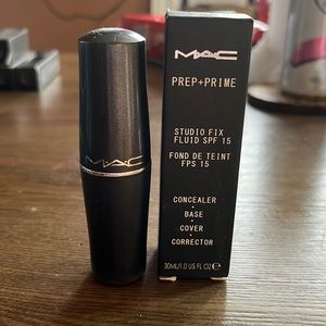 Mac concealer NC15